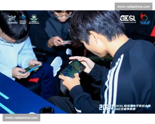 从草根到王者，电竞梦想的全球追逐之旅！